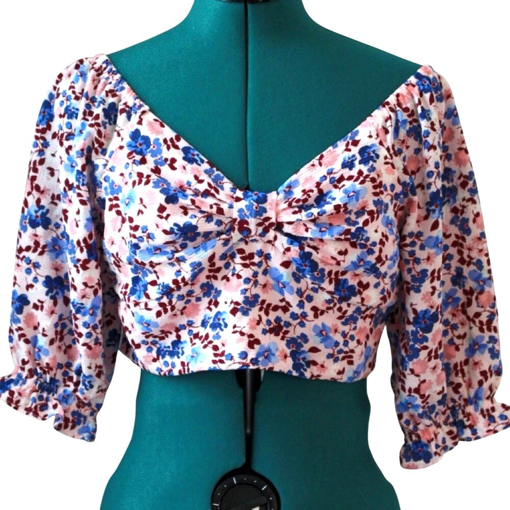 BCBG Paris Floral Puff Sleeve Crop Top Pink Blue White Ruched Smocked Back XS